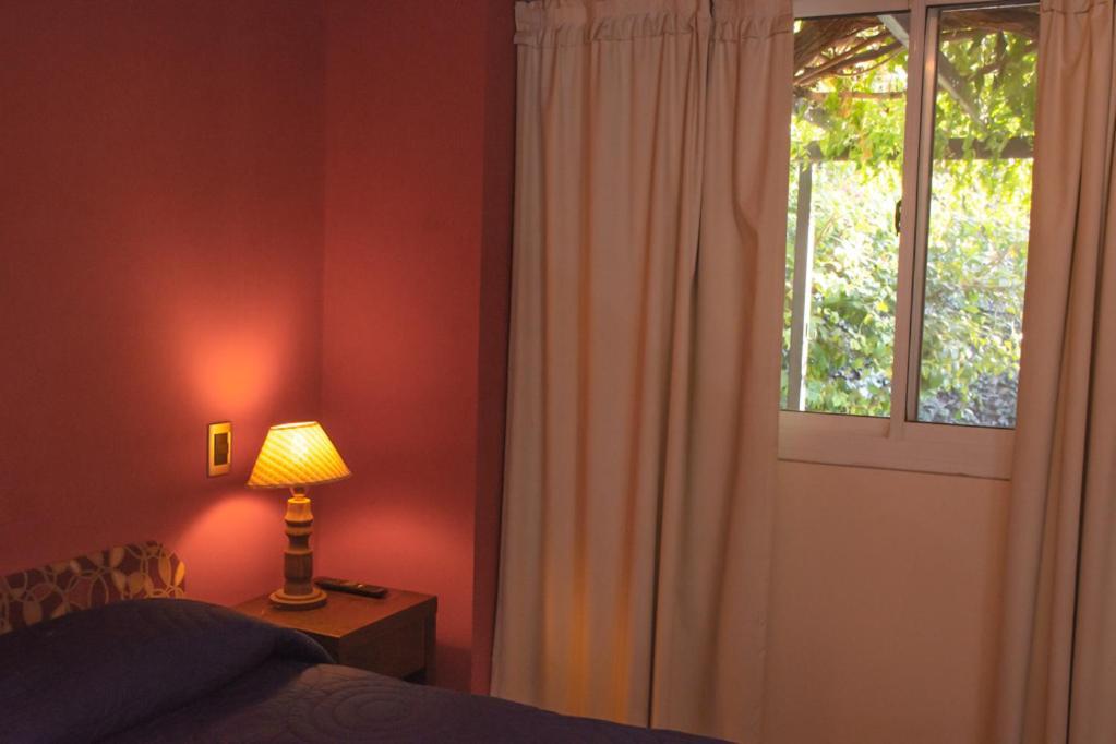 Alamo Hostel & Suites メンドーサ エクステリア 写真