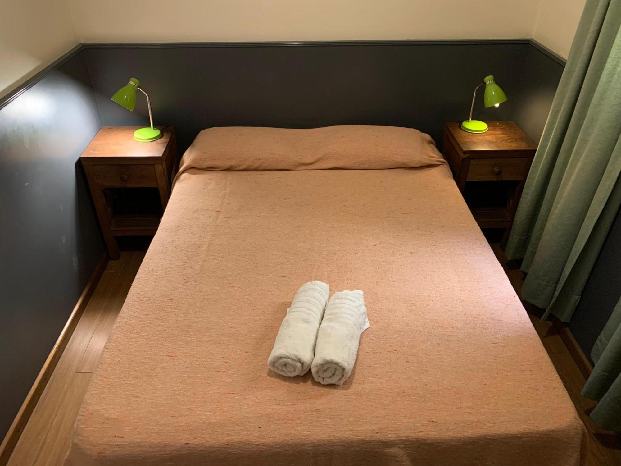 Alamo Hostel & Suites メンドーサ エクステリア 写真