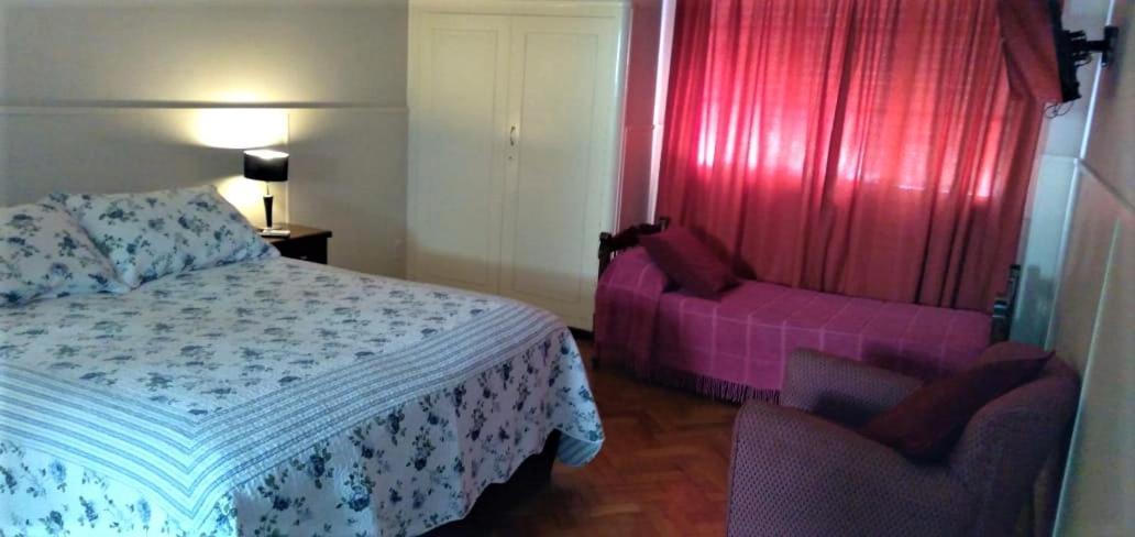 Alamo Hostel & Suites メンドーサ エクステリア 写真