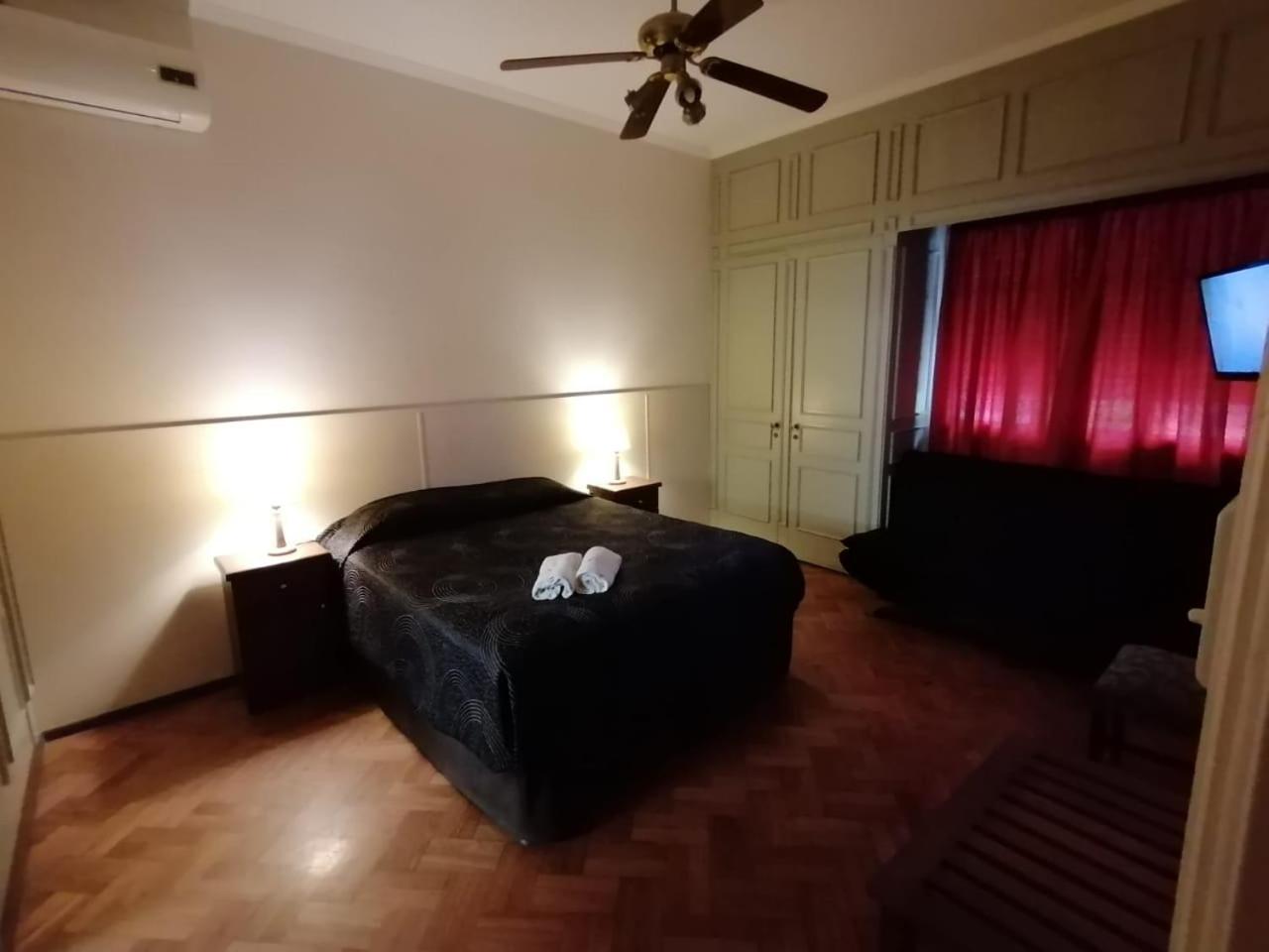 Alamo Hostel & Suites メンドーサ エクステリア 写真