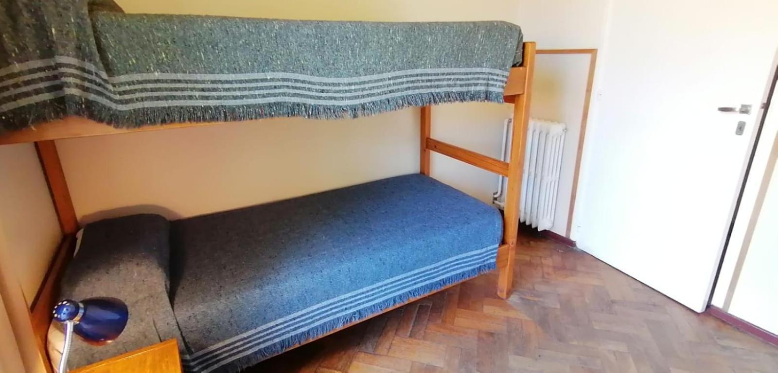Alamo Hostel & Suites メンドーサ エクステリア 写真