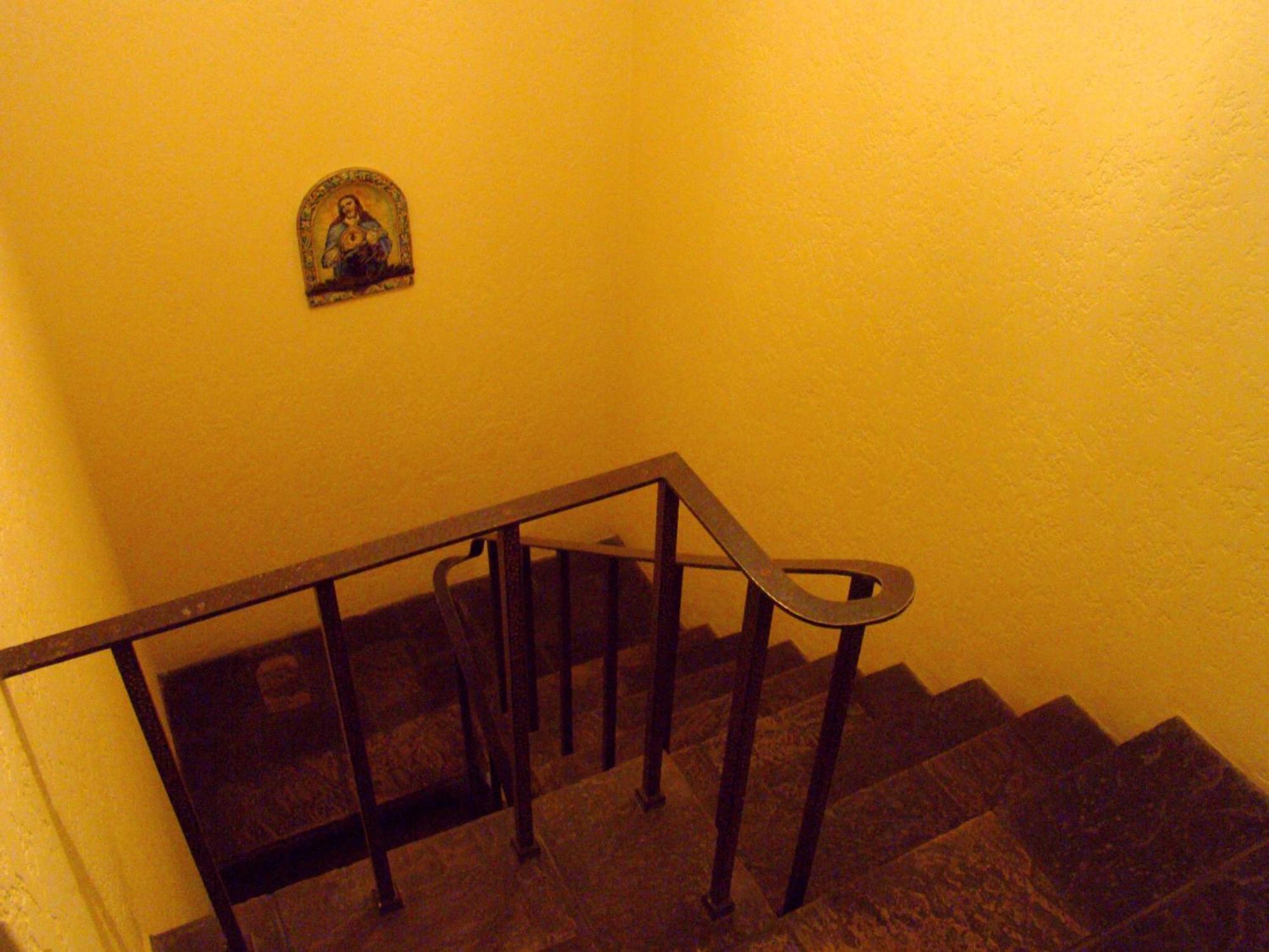 Alamo Hostel & Suites メンドーサ エクステリア 写真